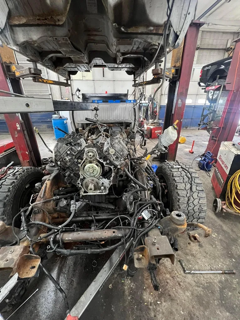 Capitaland Auto Service and Towing inc